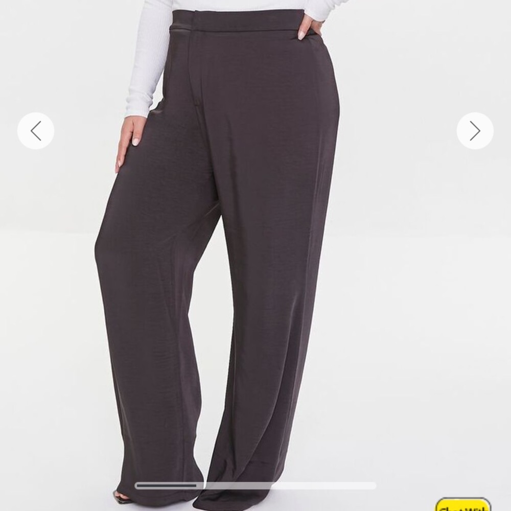 Forever21+ Plus Size Straight-Leg Pants in Size 0X in black